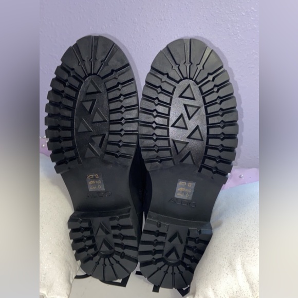 (SOLD)ALDO NWT BLACK WITH SILVER SPARKLE CUTE FOR FALL BOOTS - Picture 6 of 8